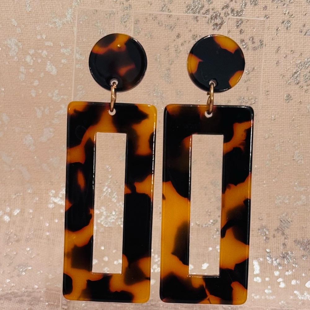 Tortoiseshell Long Rectangular Dangle Earrings - image 1